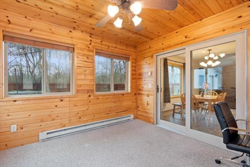 Heated sunroom off kitchen