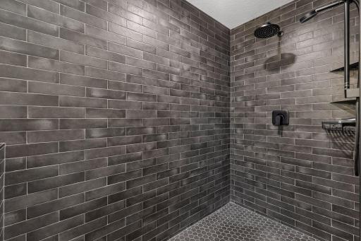 7400 Agate Trail, Inver Grove Heights, MN 55077