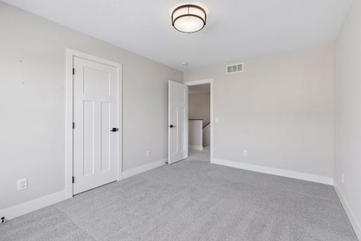 7400 Agate Trail, Inver Grove Heights, MN 55077