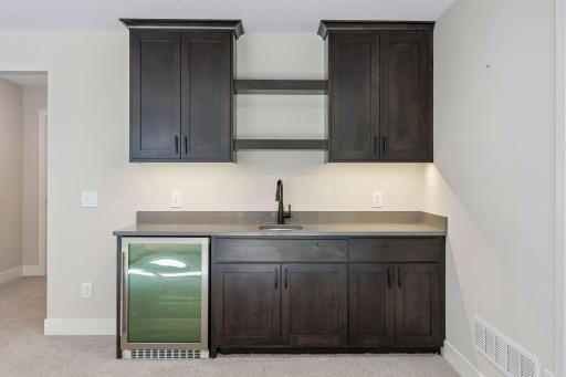 7400 Agate Trail, Inver Grove Heights, MN 55077