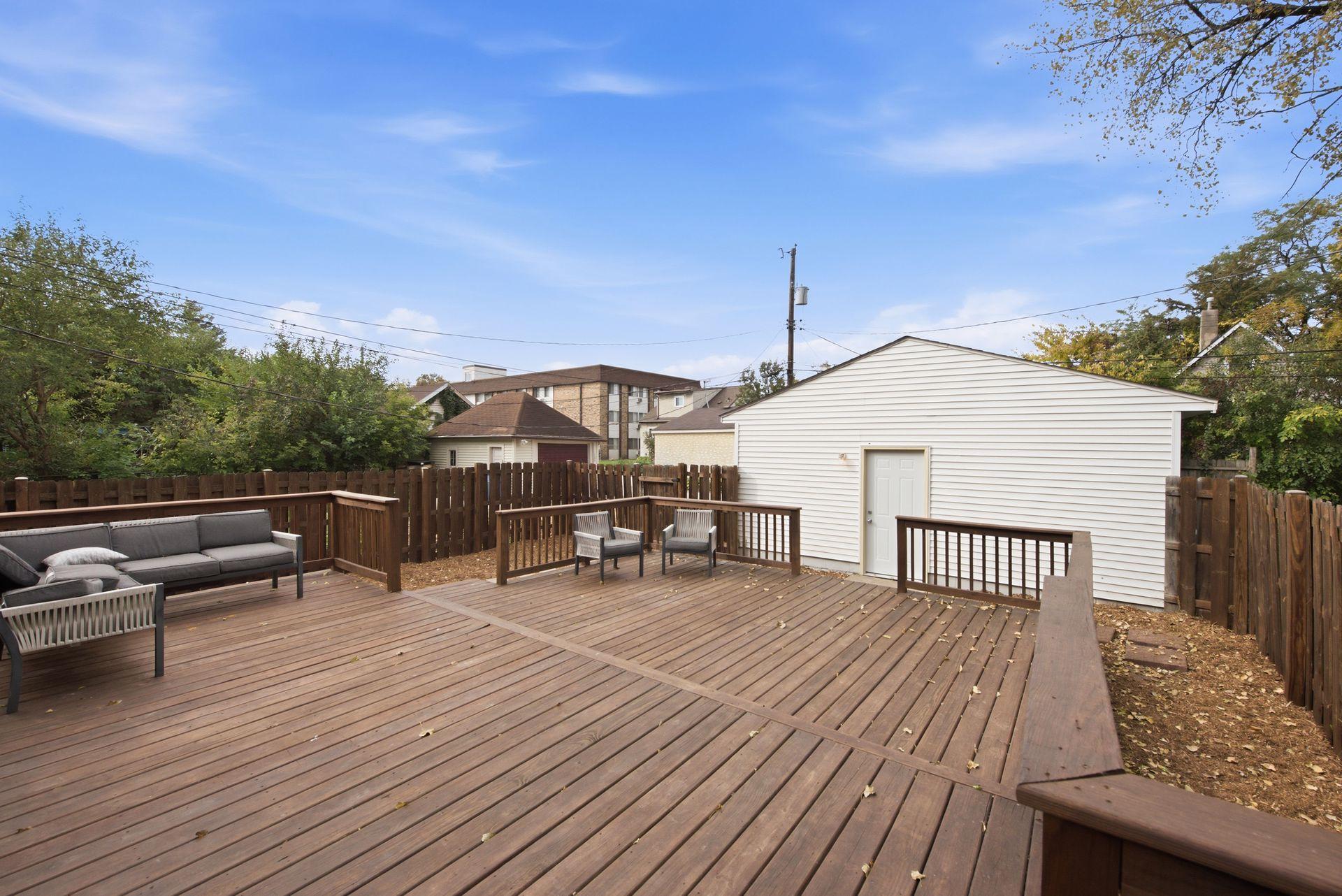 Massive double level deck, freshly stained