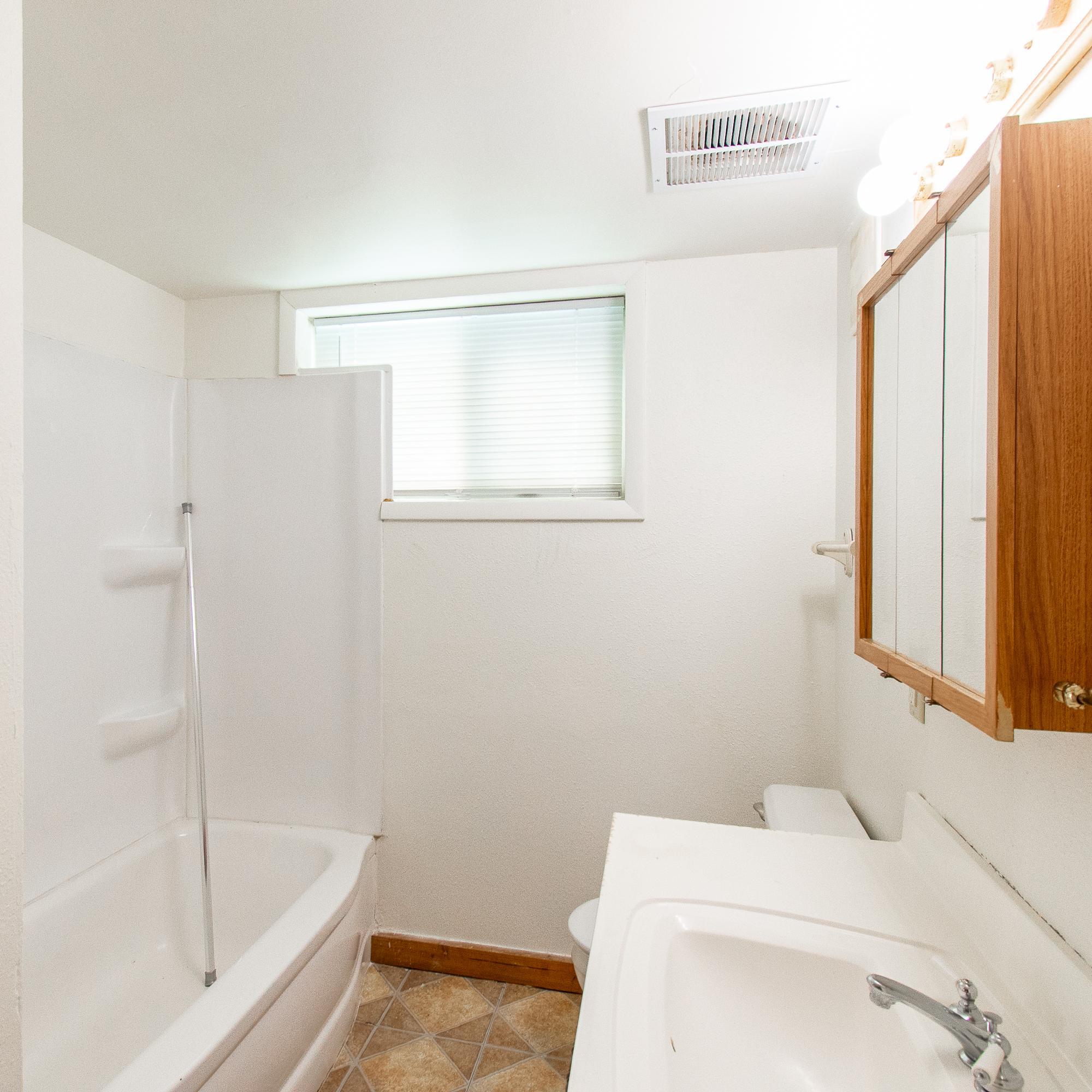 Unit 2 Bathroom