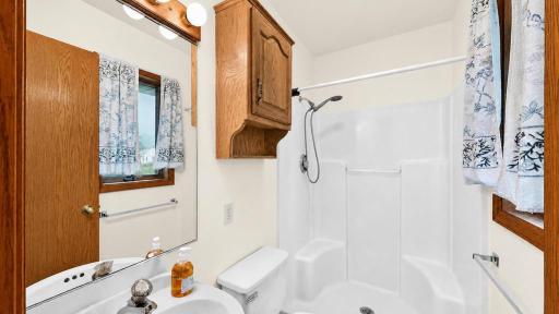 1320 N Garden Street, Lake City, MN 55041