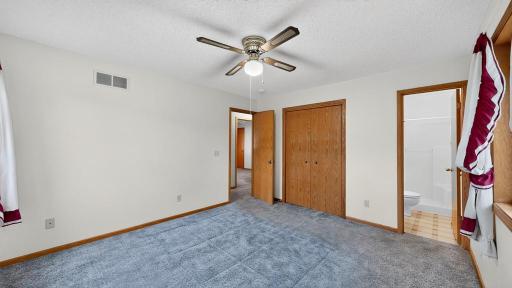 1320 N Garden Street, Lake City, MN 55041