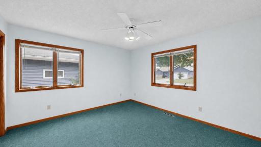 1320 N Garden Street, Lake City, MN 55041