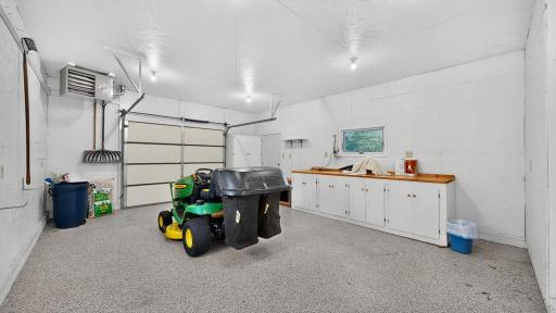 1320 N Garden Street, Lake City, MN 55041