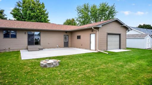 1320 N Garden Street, Lake City, MN 55041