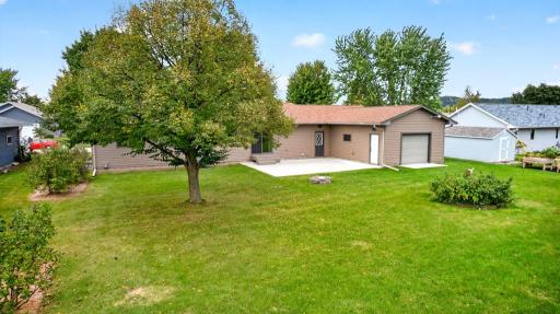 1320 N Garden Street, Lake City, MN 55041