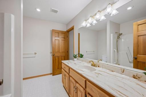 1201 Golf Course Road, 204, Monticello, MN 55362