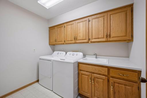1201 Golf Course Road, 204, Monticello, MN 55362