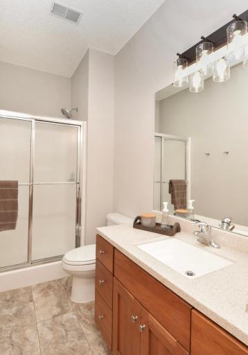 el 3/4 Bath