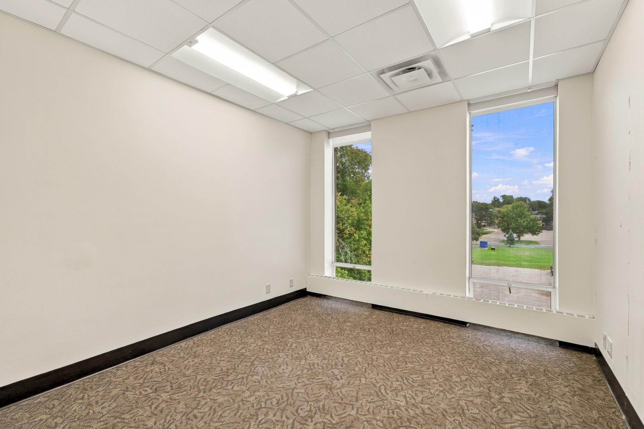 40_6311_wayzata_blvd_0040.jpg