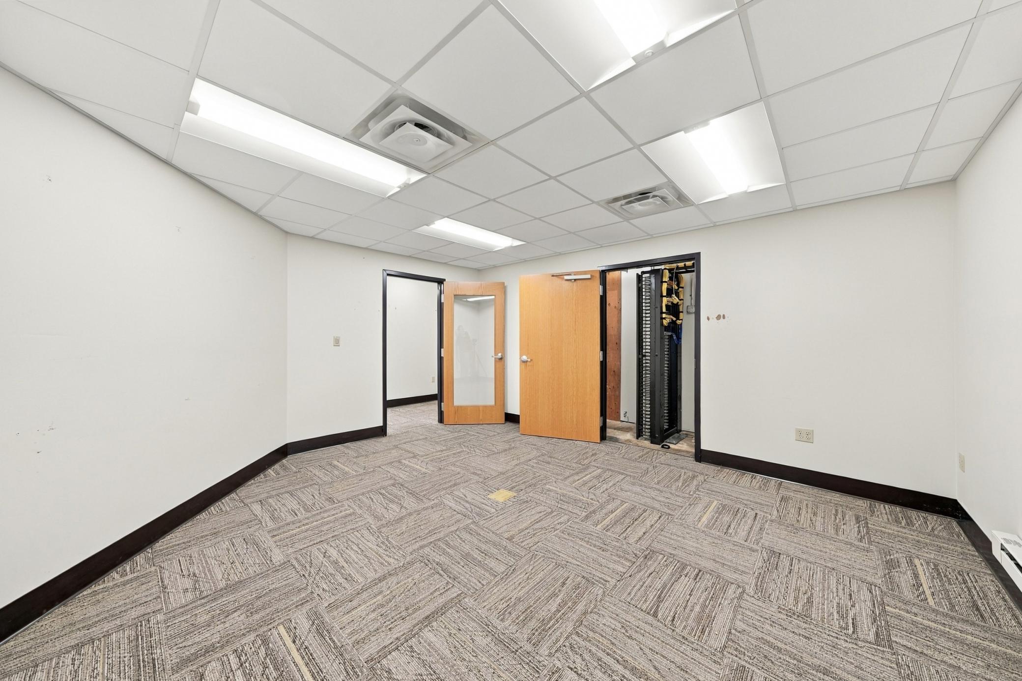 58_6311_wayzata_blvd_0058.jpg
