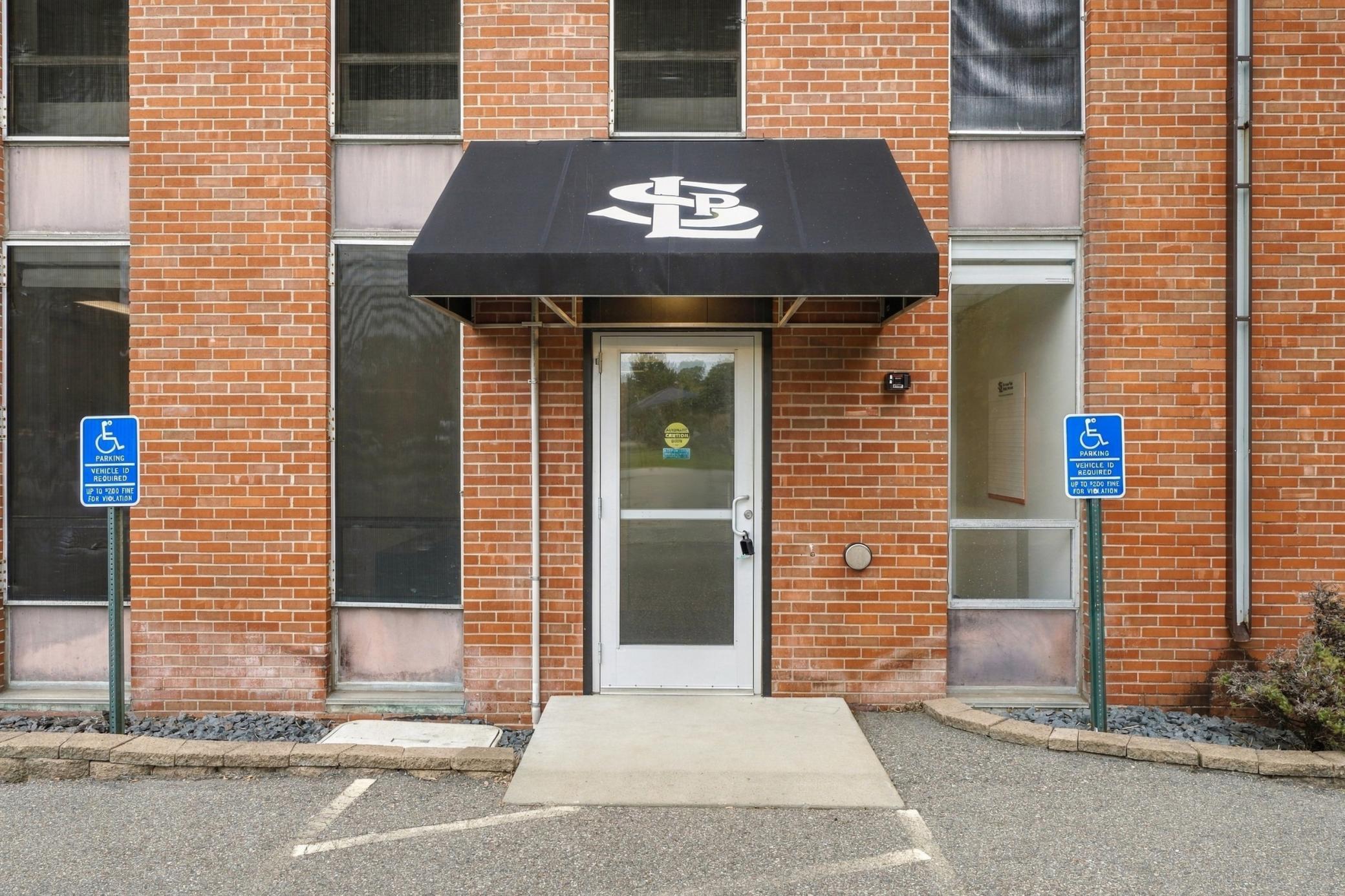 63_6311_wayzata_blvd_0063.jpg
