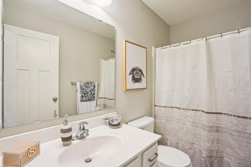 5125 95th Way N, Minneapolis, MN 55443