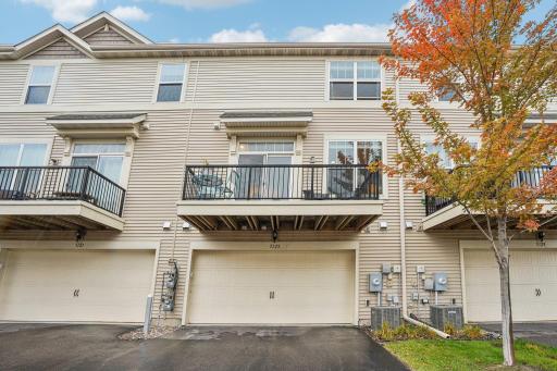 5125 95th Way N, Minneapolis, MN 55443