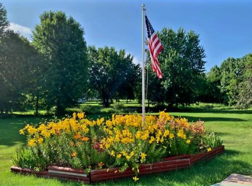 324 W 7th Street, Litchfield, MN 55355