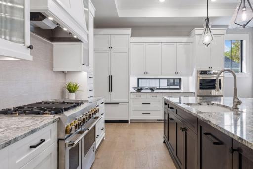 109 Minnetonka Avenue S, Wayzata, MN 55391