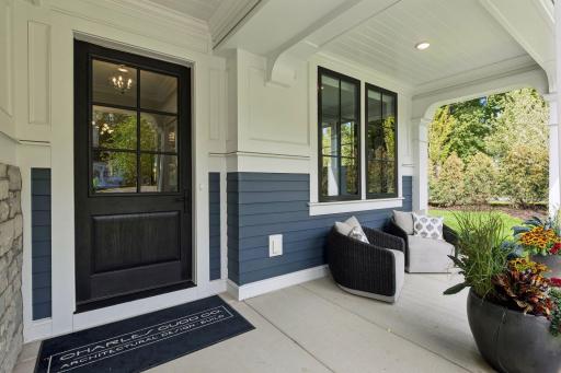 109 Minnetonka Avenue S, Wayzata, MN 55391