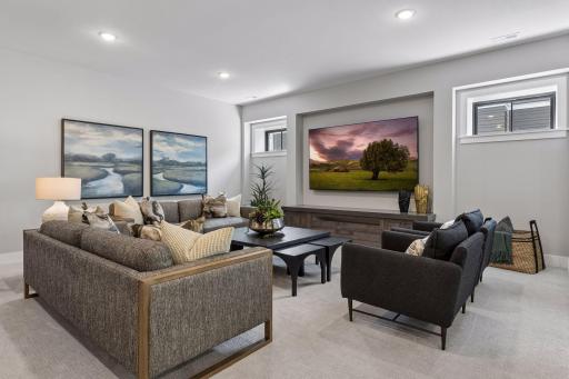 109 Minnetonka Avenue S, Wayzata, MN 55391