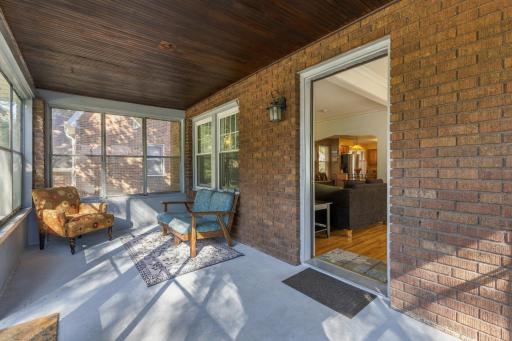 1329 Beech Street, Saint Paul, MN 55106