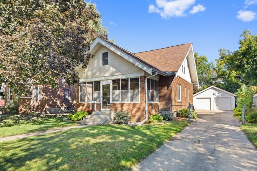 1329 Beech Street, Saint Paul, MN 55106