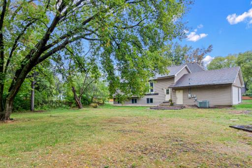 1027 White Bear Avenue N, Saint Paul, MN 55106