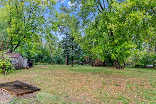 LOT NEXT DOOR, MAINTAINED BY SELLER, THAT CANNOT BE BUILT ON