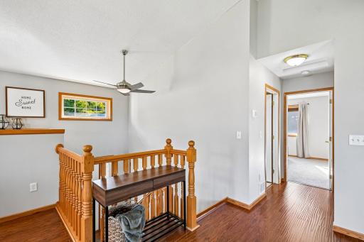 9-web-or-mls-414 Roosevelt Dr-S2309-009.jpg