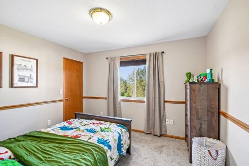 24-web-or-mls-414 Roosevelt Dr-S2309-024.jpg