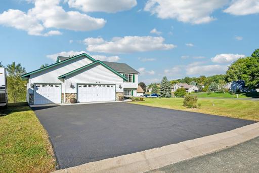 5-web-or-mls-414 Roosevelt Dr-S2309-005.jpg