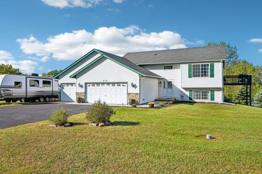 3-web-or-mls-414 Roosevelt Dr-S2309-003.jpg