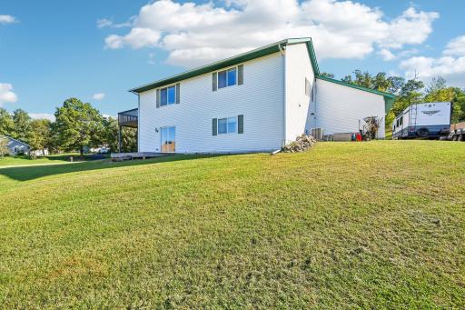 46-web-or-mls-414 Roosevelt Dr-S2309-046.jpg