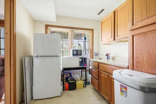 14389 Bedford Drive, Eden Prairie, MN 55346