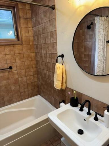 5129 Waterbury Road, Mound, MN 55364