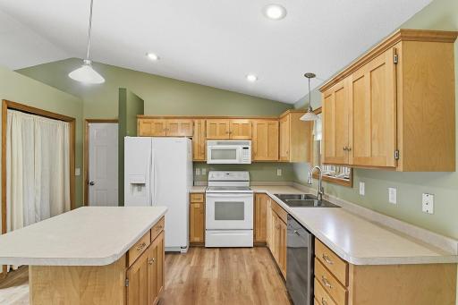 Kitchen w/new sink and faucet