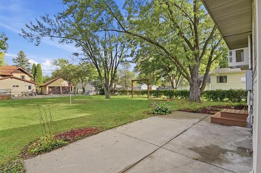 Big patio and big back yard