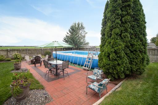 Beautiful patio & pool area