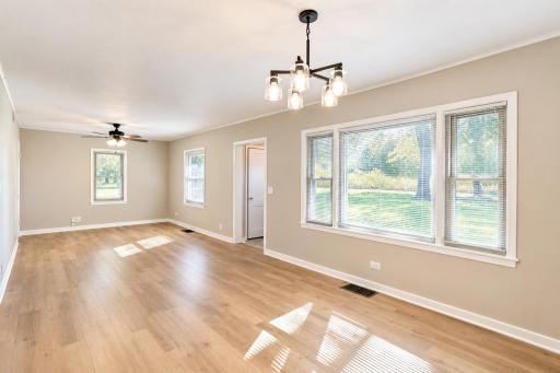105 Amsterdam Avenue W, Hollandale, MN 56045