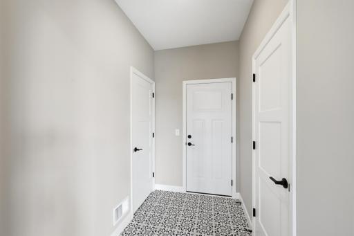 27-831 Walnut Grove Lane [3269723]- 027.jpg