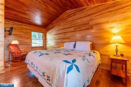 3226 Phillips Road, Cook, MN 55723