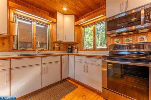 3226 Phillips Road, Cook, MN 55723