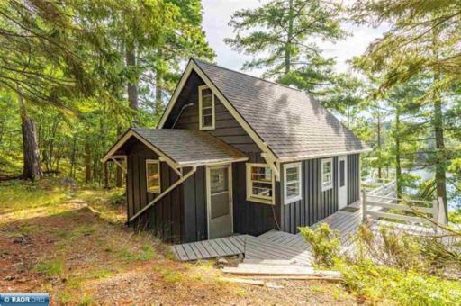 3226 Phillips Road, Cook, MN 55723