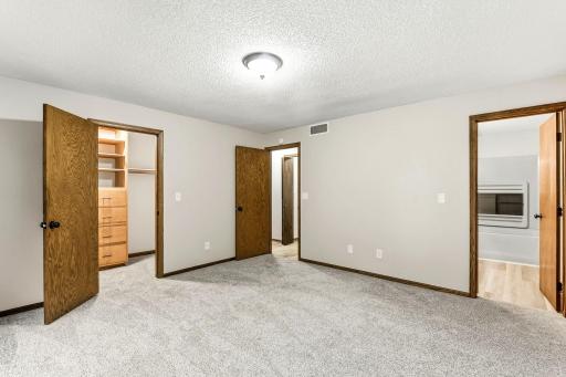 444 Kirkwall Court, Waite Park, MN 56387