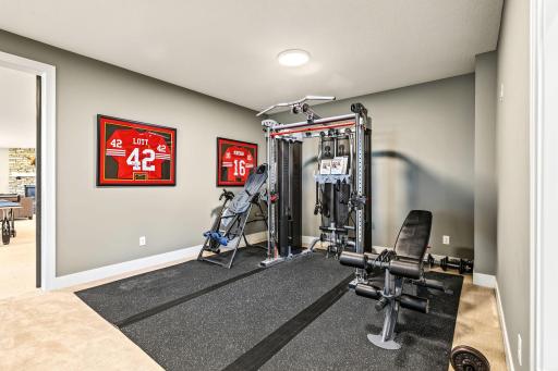 5660 Archer Lane N, Plymouth, MN 55446