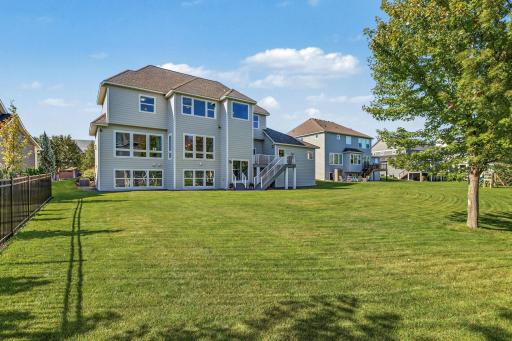 5660 Archer Lane N, Plymouth, MN 55446