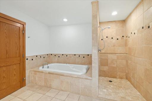 35294 382nd Street, Saint Peter, MN 56082