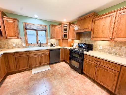 612 11th Street, Brewster, MN 56119