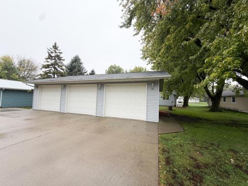 612 11th Street, Brewster, MN 56119