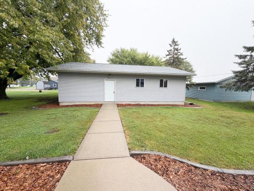 612 11th Street, Brewster, MN 56119